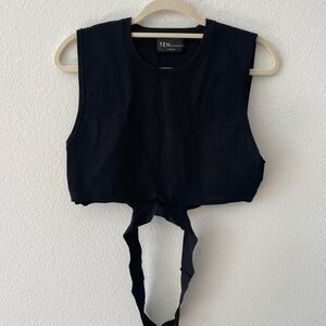 Aritzia Babaton tank top with cut out size large